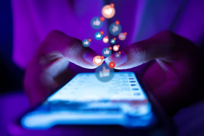 iStock-1649927045 (1) social media