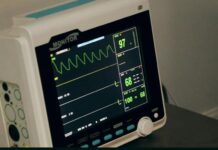 5 Ways Tech is Shaping Medical Field Advancements Digital heartbeat monitor