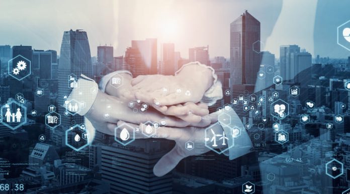 From Risks to Rewards: How Collaboration Fuels Sustainability Success How Collaboration Fuels Sustainability Success