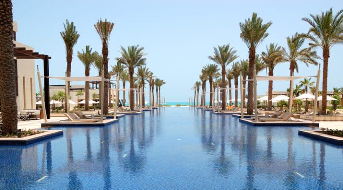 The 5 Best Things to Do at the Saadiyat Beach Club This Winter Saadiyat Beach Club
