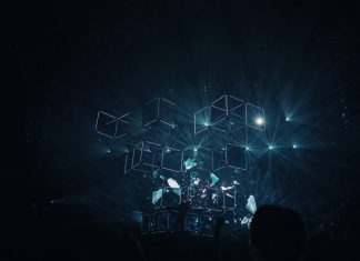Digital geometric shape
