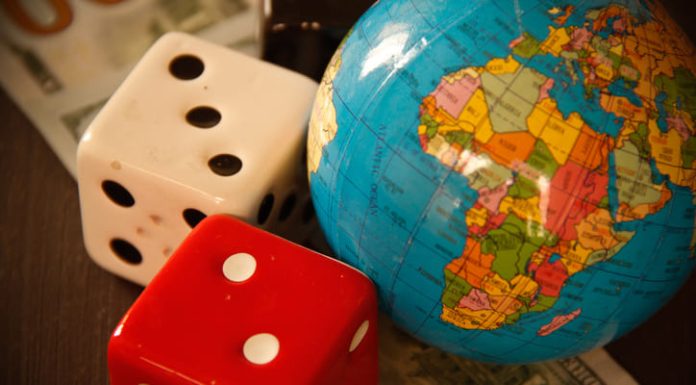 Winning Number Dice On American Money for online casino