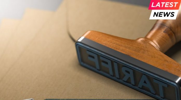 Trump Calls Bezos After Reports of Amazon’s Tariff Transparency Plans Amazon’s Tariff Transparency Plans