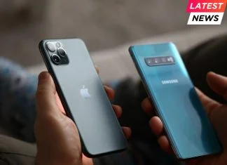 Trump Threatens 25% Tariff on Apple, Samsung if Phones Aren’t Made in U.S. apple and samsung
