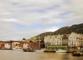 5 Must-See Highlights on a Tour of Norway View of the quay of Bergen, Norway