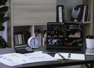Trading stock, stock market, business graph, Giga-markets365 com trading investment, broker, stock exchange market.