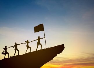 Achieving Together: Getting Your Leaders on Board, to Inspire Others Teamwork to achieve success, Business leaders lead their teams to the top
