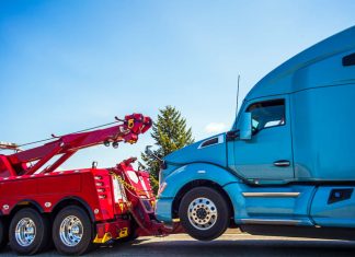 Truck breakdown and towing in Seattle Washington USA