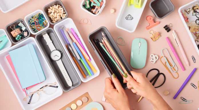 5 Ways to Organise Your Stationery for a Clutter-Free Desk Desktop organization. Cleaning up messy stationery in plastic organizers for office and home desk