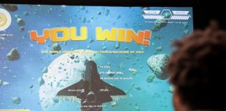 Aviator Game Review: How RNG Ensures Fair Play and True Randomness Gamer excited after winning online multiplayer