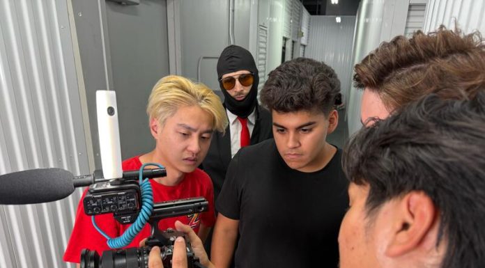 Zhong’s Digital Reign: The Secret Behind 20 Billion Views and Counting Zhong’s Digital Reign: The Secret Behind 20 Billion Views and Counting