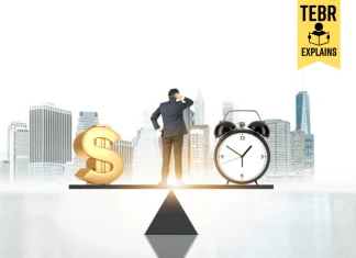 man choosing between money and time. Opportunity cost concept
