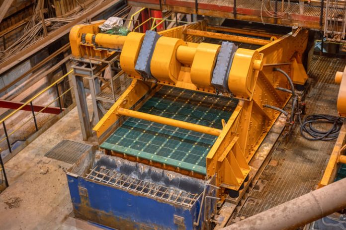 iStock-1317727630 (1) Vibrating Screens Help In Solids Control