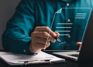 What is an Electronic Contract? A Comprehensive Guide (and How AI Contracting Software Helps) E-contract concept