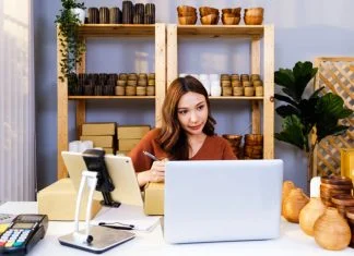 The Future of Remote Selling: Tools, Teams, and Tactics That Win Remote Selling