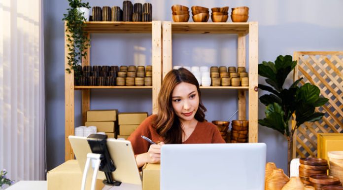 The Future of Remote Selling: Tools, Teams, and Tactics That Win Remote Selling