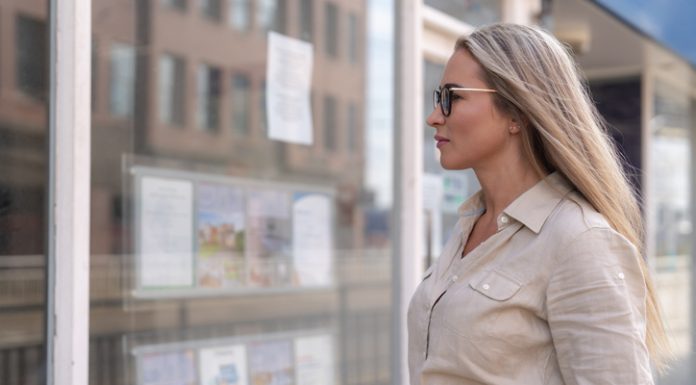 The Evolution of the Digital Bulletin Board: From Paper Notices to Interactive Displays Evolution of the Digital Bulletin Board