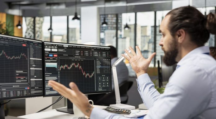 Side Income or Distraction? A Small-Business Owner’s Guide to Prop-Firm Trading trade - Proprietary firm day trader