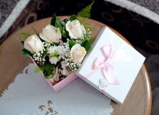 Flower Box as a Universal Gift