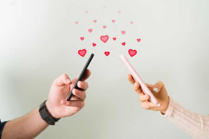 Smart Love in dating app online