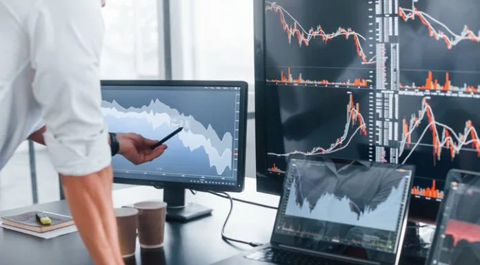 What Makes the Top Prop Trading Firms Stand Out in today’s Market? Prop Trading