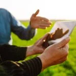 Innovation Overload: How Tanner Winterhof Helps Farmers Navigate Trade Show Technology Farmers - Smart farm