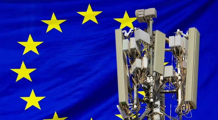 Telco’s Market Fragmentation Hinders Europe’s Digital Competitiveness European - 5G network antenna