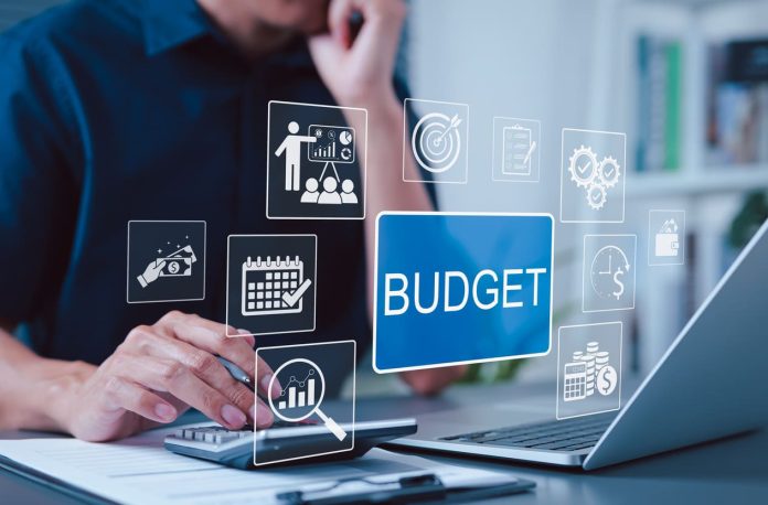 iStock-2228374188 (1) Studio -Budget and Financial Planning