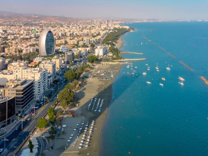 Cyprus - Strategical Hub for Global Professionals (1) Why Global Professionals Choose Cyprus as a Strategic Hub