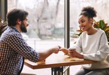 That First Date… 7 Moments Where Everything Changes Couple during the first date