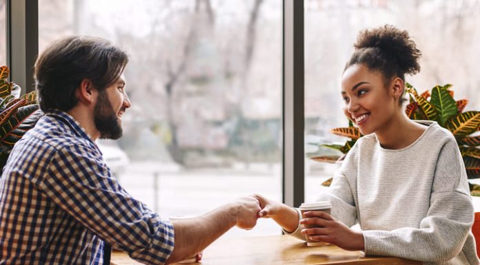 That First Date… 7 Moments Where Everything Changes Couple during the first date