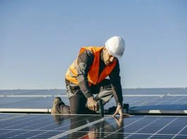The ROI of Commercial Solar Installation: How Businesses in the UK Benefit UK Commercial Solar ROI