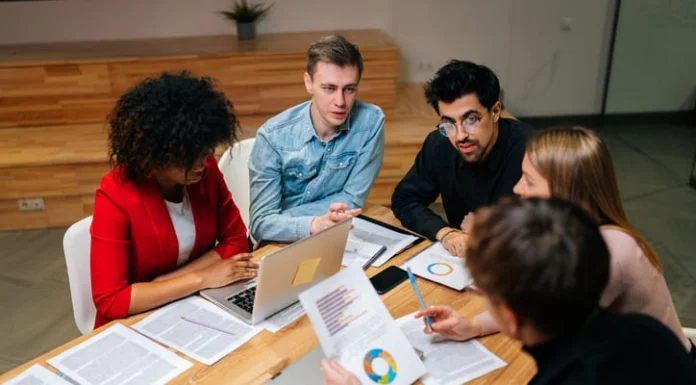 How Data-Driven Insights Are Redefining Employee Engagement How Data-Driven Insights Are Redefining Employee Engagement