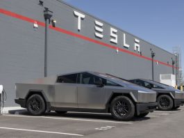 Tesla Cybertruck display