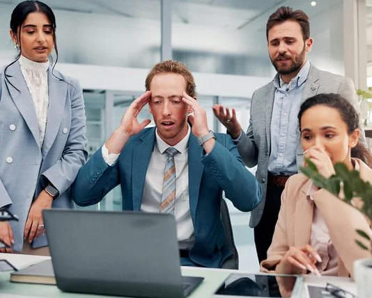 Managing Crises in the Digital Age Crisis management in digital age