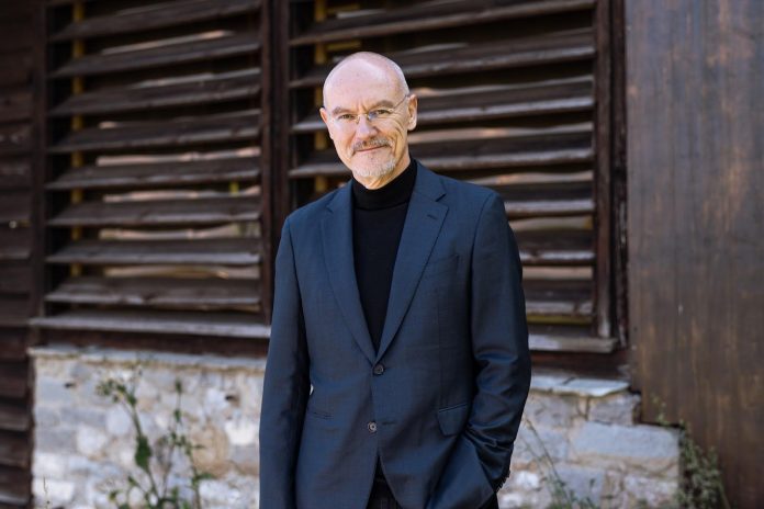 image2 Oliver Neubert on NEOVIVA