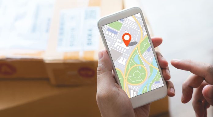 How Real-Time Parcel Visibility Is Shaping the Future of European E-commerce and Supply Chain Efficiency Visibility - Delivery and online shopping concepts
