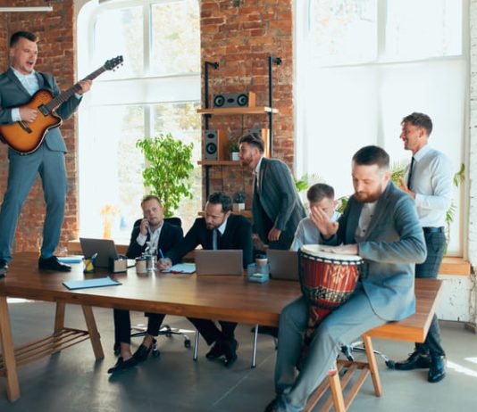 What Can the Boardroom Learn from the Musician? Musicians having fun while others are working