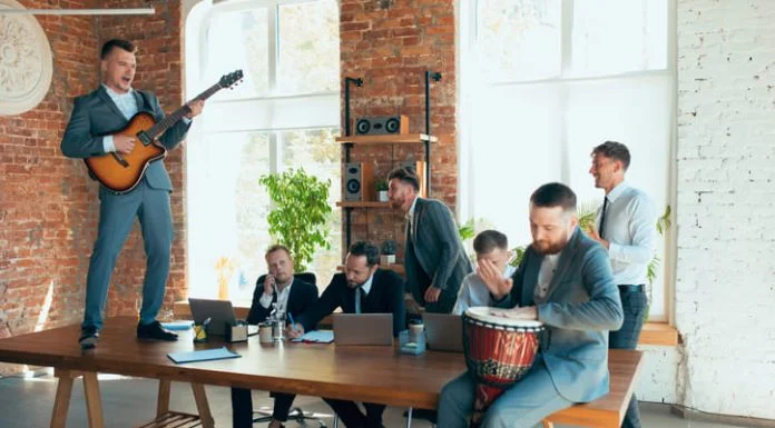 What Can the Boardroom Learn from the Musician? Musicians having fun while others are working
