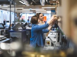 Why You Should Consider Outsourcing Complex Printing Jobs Outsourcing Complex Printing Jobs