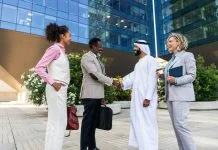 What Investors Look for Before Entering the Dubai Property Market – Luxbridge Realty Dubai Property Markets investors