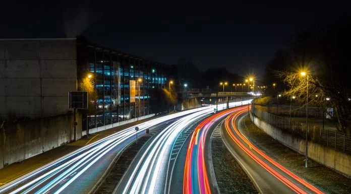 Oleg - Car traffic at night