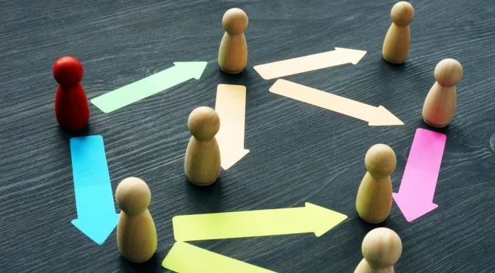 Carlos Espárraga’s 10K System: The Method That Teaches You to Outsource and Automate Before Burning Out 10K - Delegating and teamwork