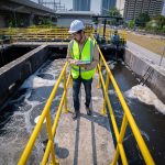 Leadership Lessons - Engineer take water from wastewater