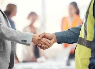 Why Energy Professionals Should Partner With a Global Workforce Solutions Provider, Not Just a Local Recruiter Energy Professionals - Teamwork, partnership and engineering