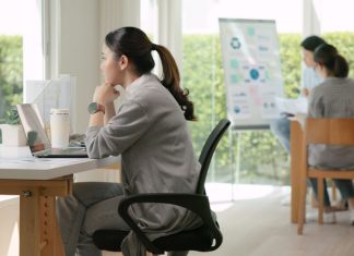 How Strong Family Ties Can Protect Leaders from Workplace Loneliness Workplace Loneliness