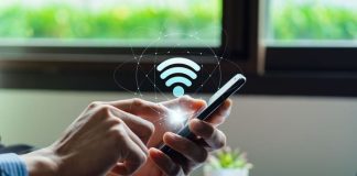 Built for the Future: How Gigstreem is Reinventing Internet Service with Speed, Service, and Security Wifi internet access concept, Business people connect WiFi technology. connect instantly via smartphone and high-speed hotspot on Gigstreem.