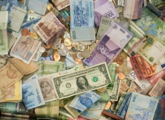 currency volatility strategy