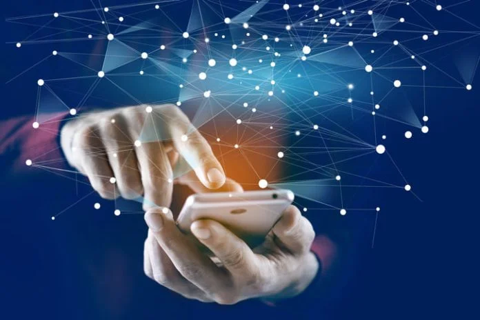 iStock-1091782700 (1) AI and smartphone servers