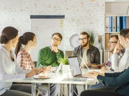 How Startup Founders Should Choose a PR Agency in 2026 startup PR agency